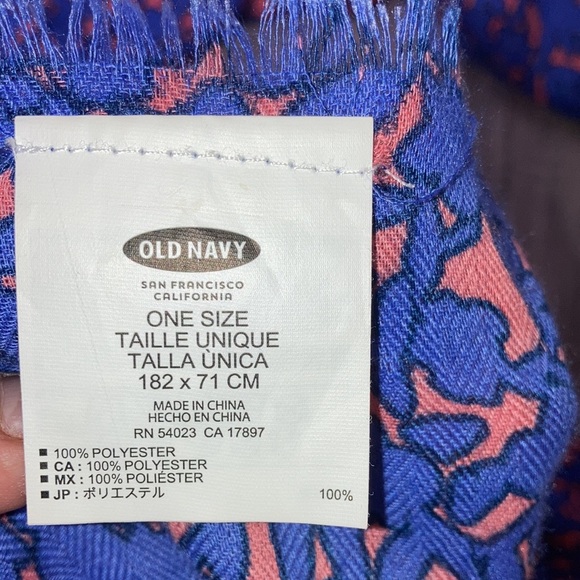 Old Navy Floral Print Scarf - Picture 7 of 8